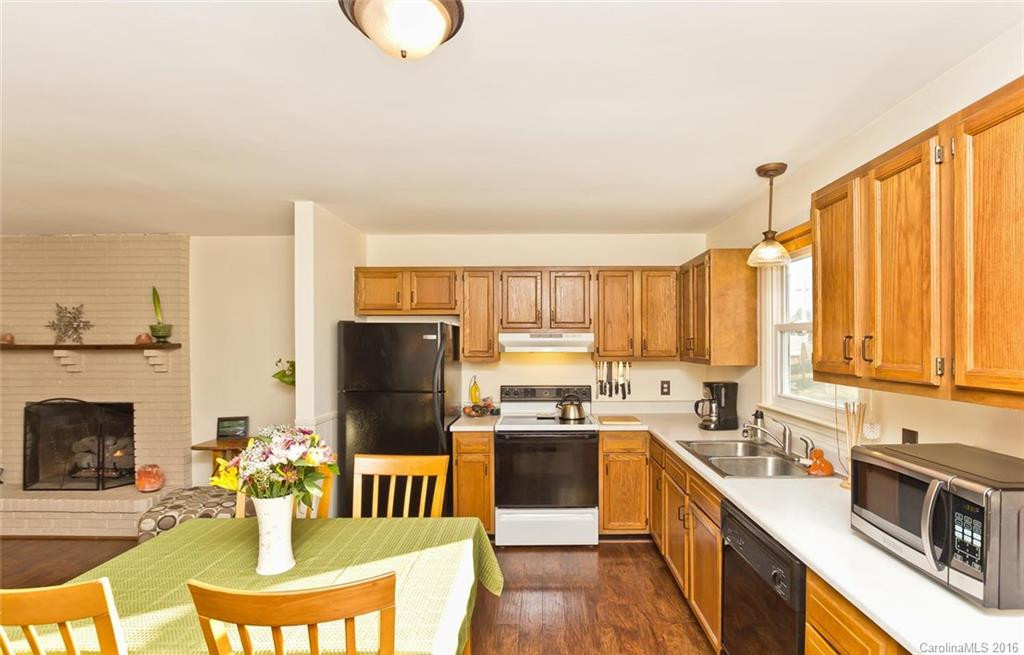 46 Moss Road - Photo 7