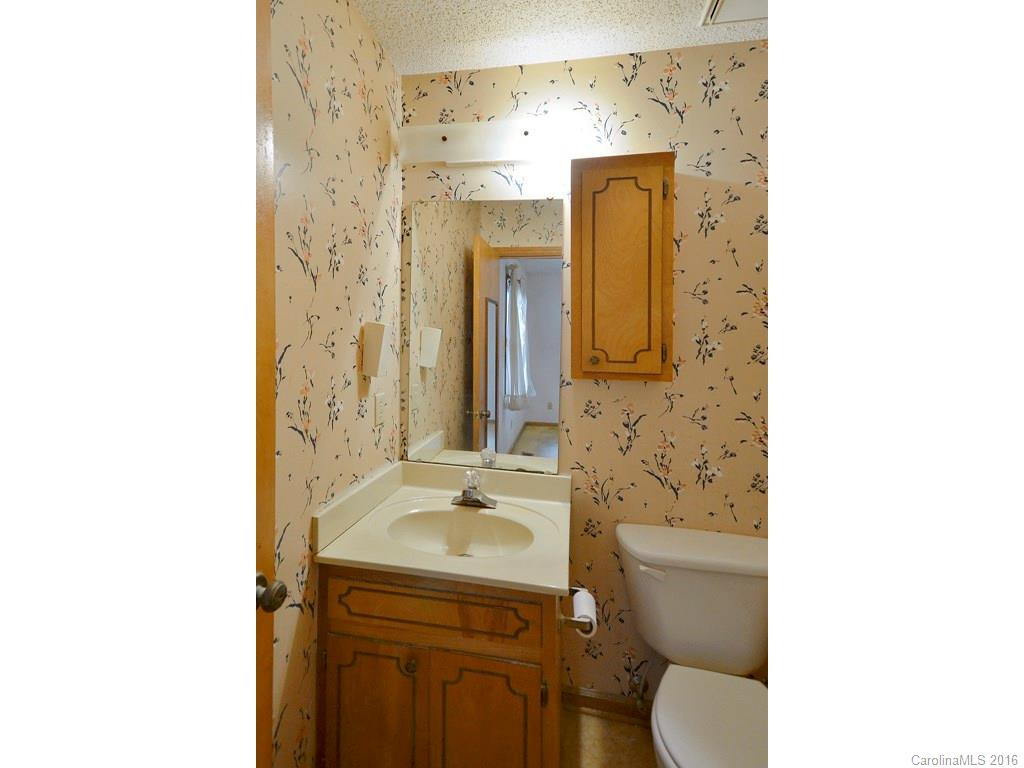 90 Fenner Avenue - Photo 8