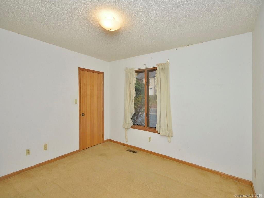 90 Fenner Avenue - Photo 9