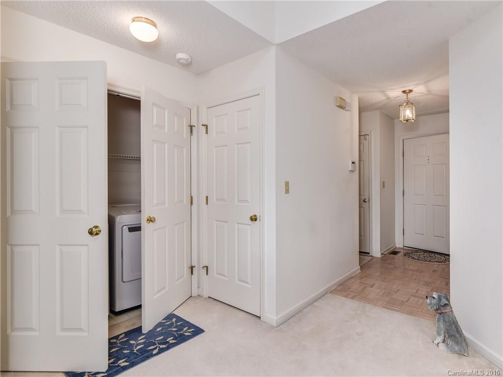 304 Springfield Court - Photo 2