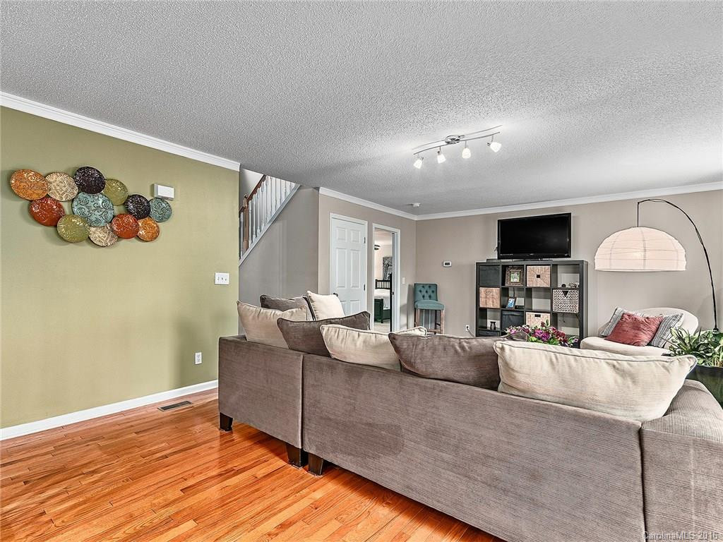 40 Gollum Drive - Photo 4