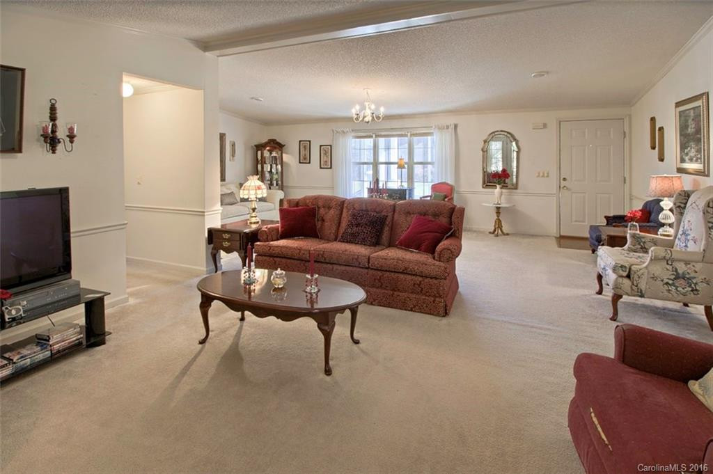 1142 Old Howard Gap Road - Photo 11