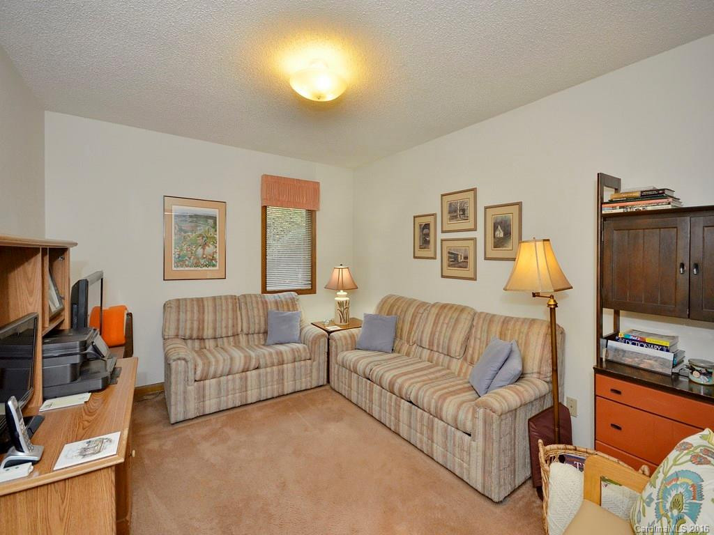 303 Woodfield Drive #303 - Photo 11