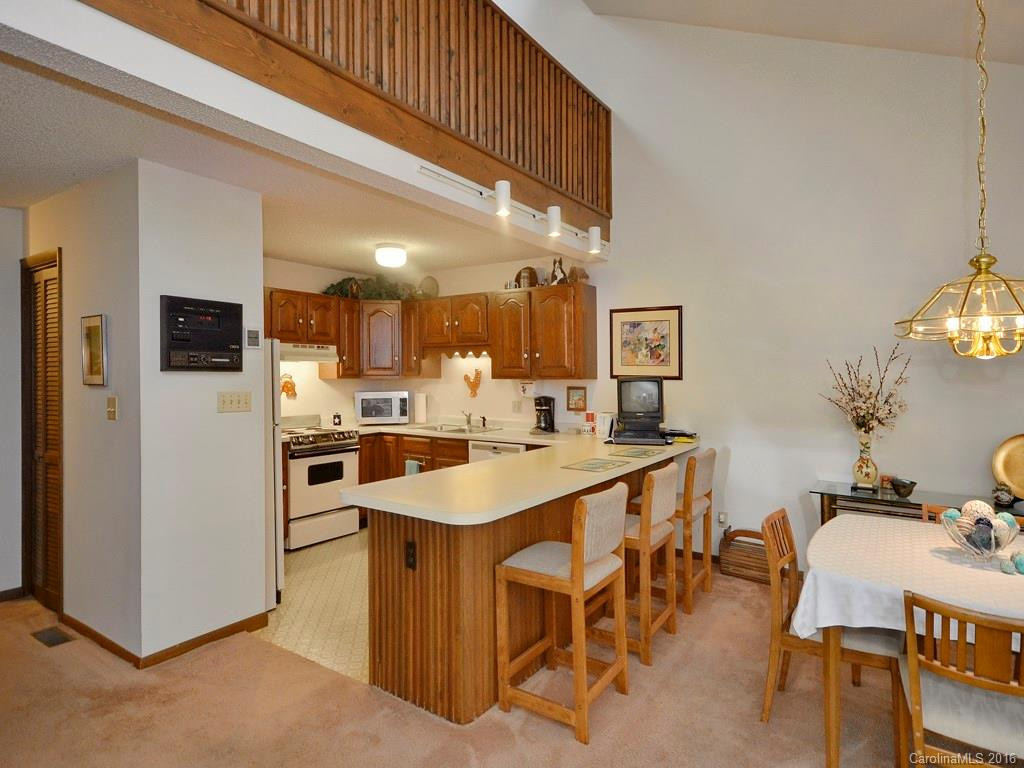 303 Woodfield Drive #303 - Photo 7