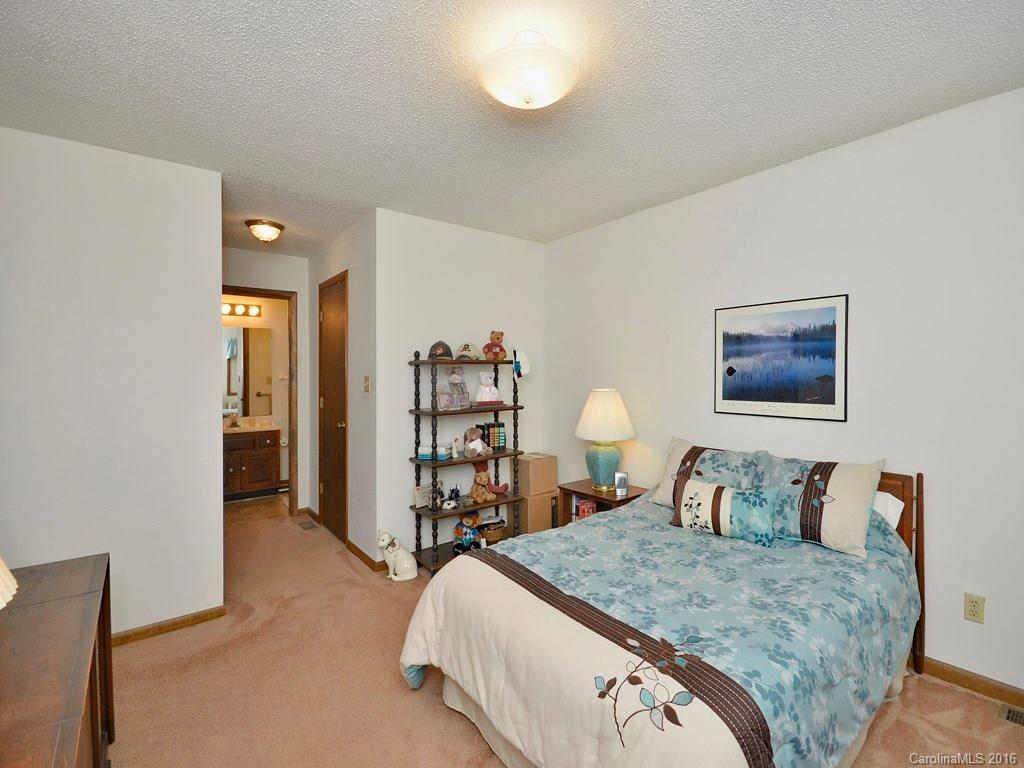 303 Woodfield Drive #303 - Photo 9
