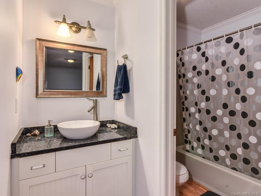 11 Hyannis Drive #2C - Photo 15