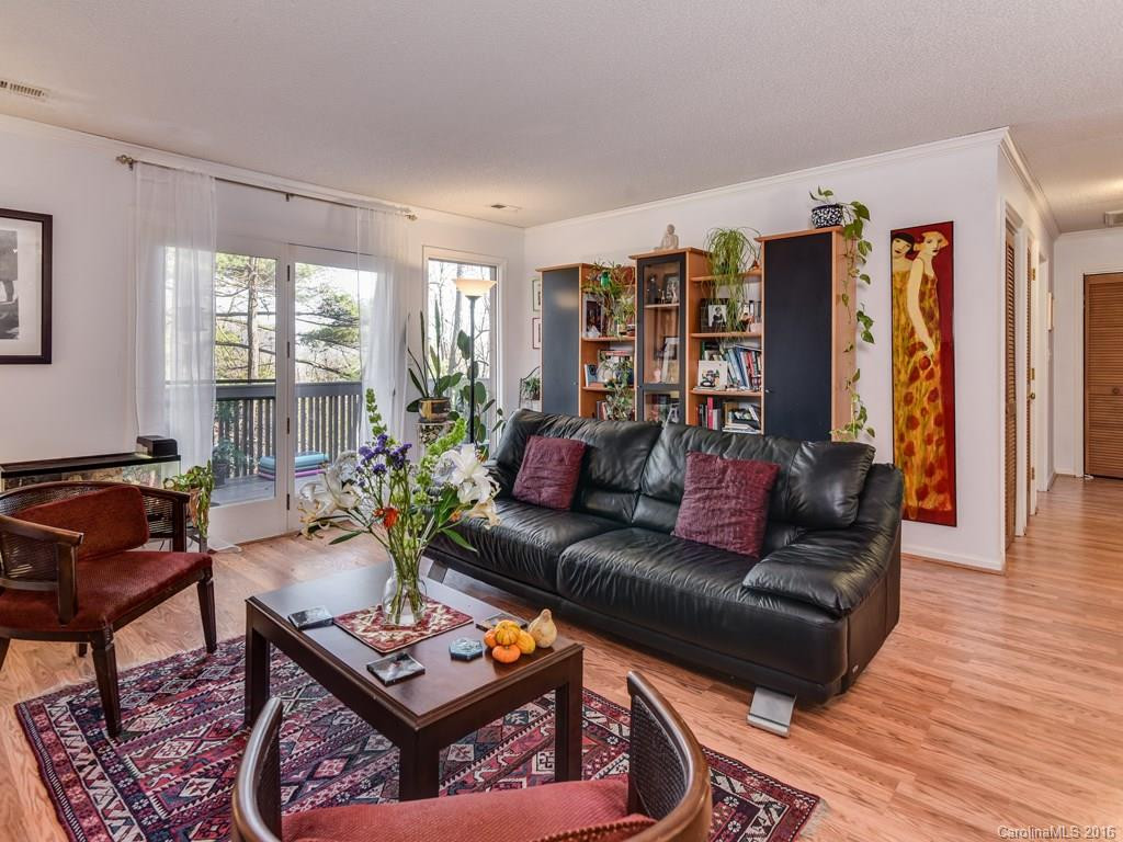 11 Hyannis Drive #2C - Photo 5