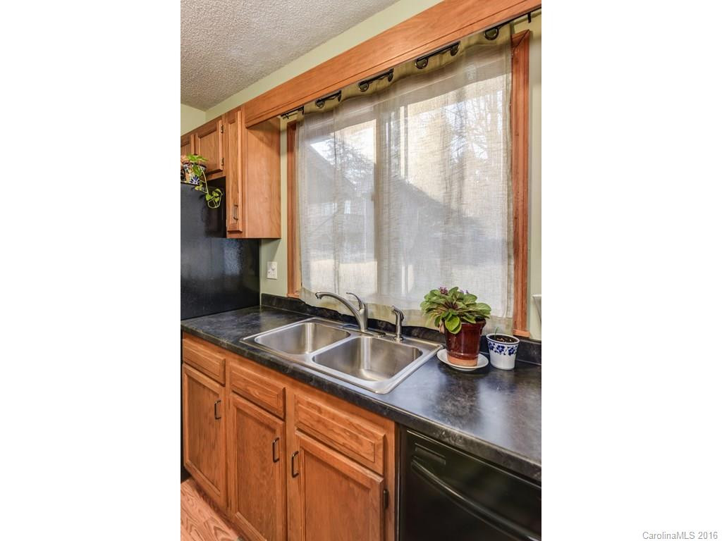 11 Hyannis Drive #2C - Photo 10