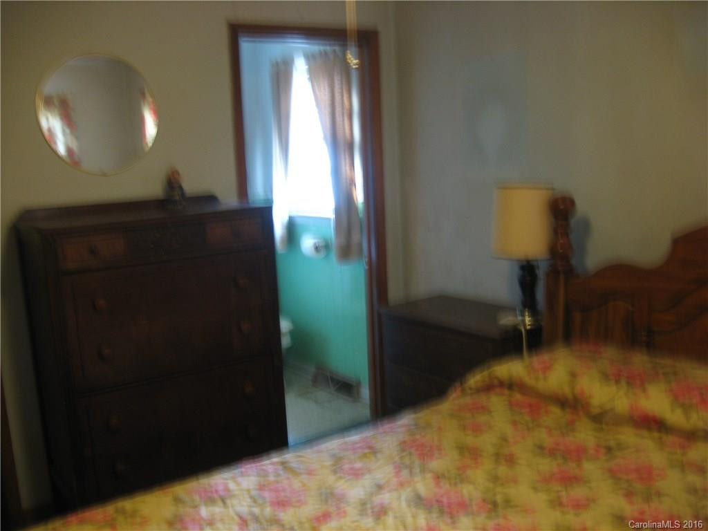 1080 Sulphur Springs Road - Photo 5