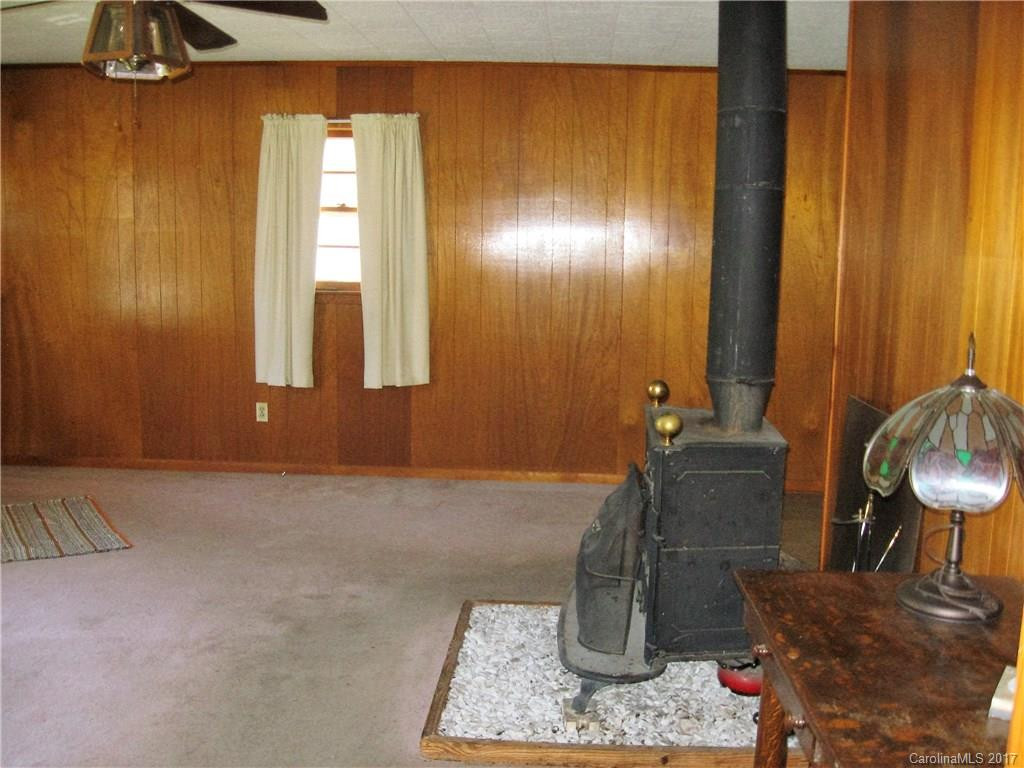 1080 Sulphur Springs Road - Photo 7