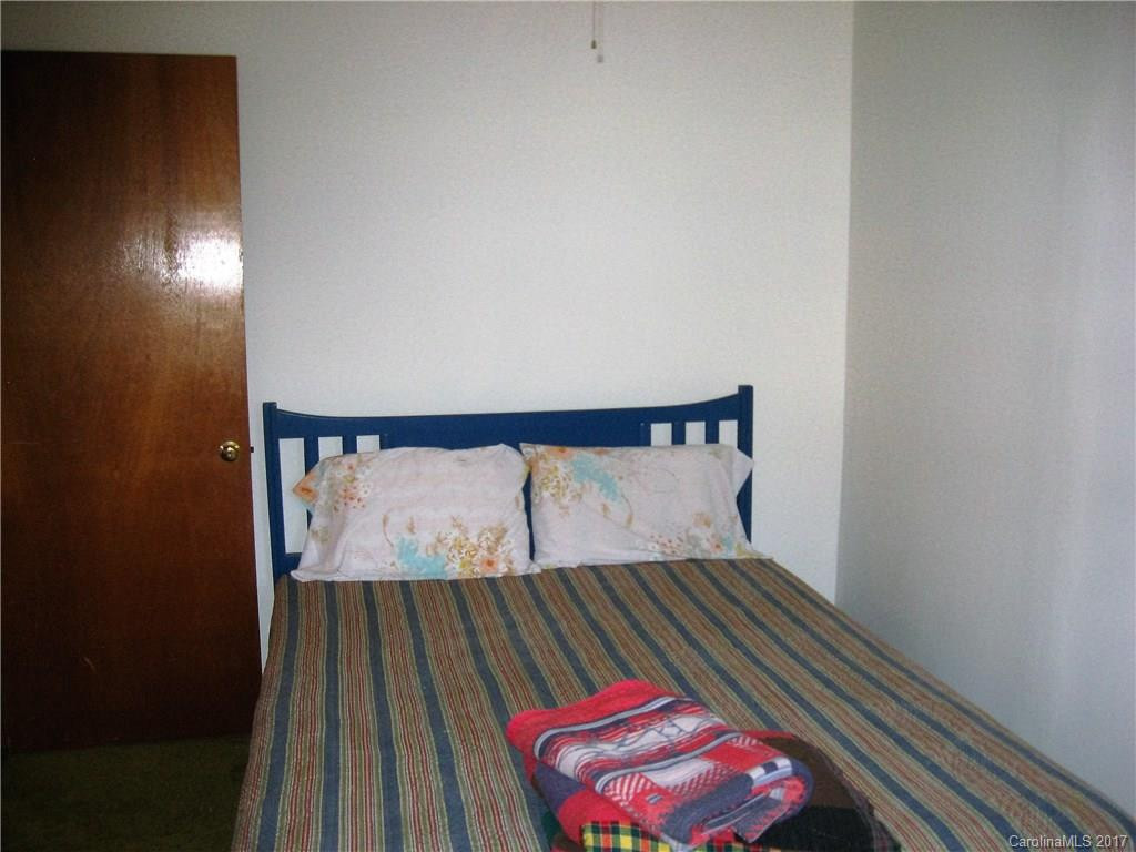 1080 Sulphur Springs Road - Photo 10