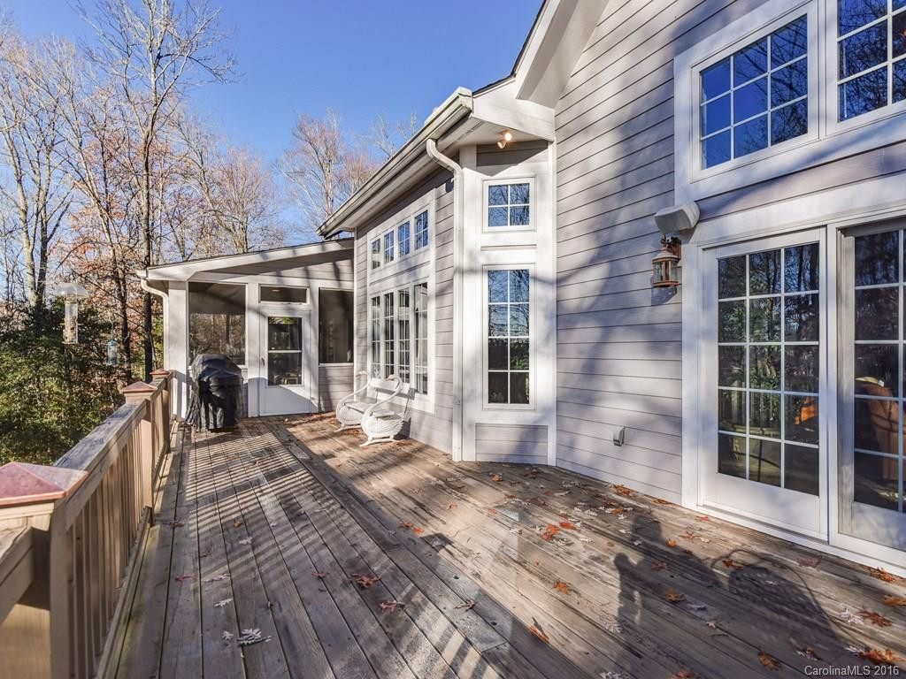 307 Braeside Court - Photo 22