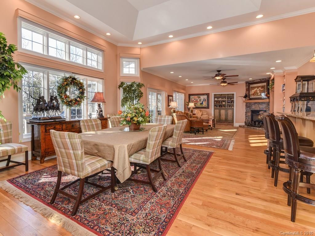 307 Braeside Court - Photo 8
