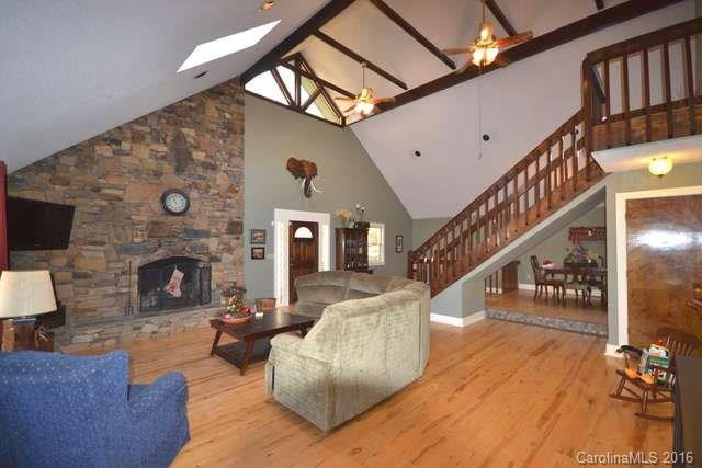 373 Vineyard Road - Photo 9