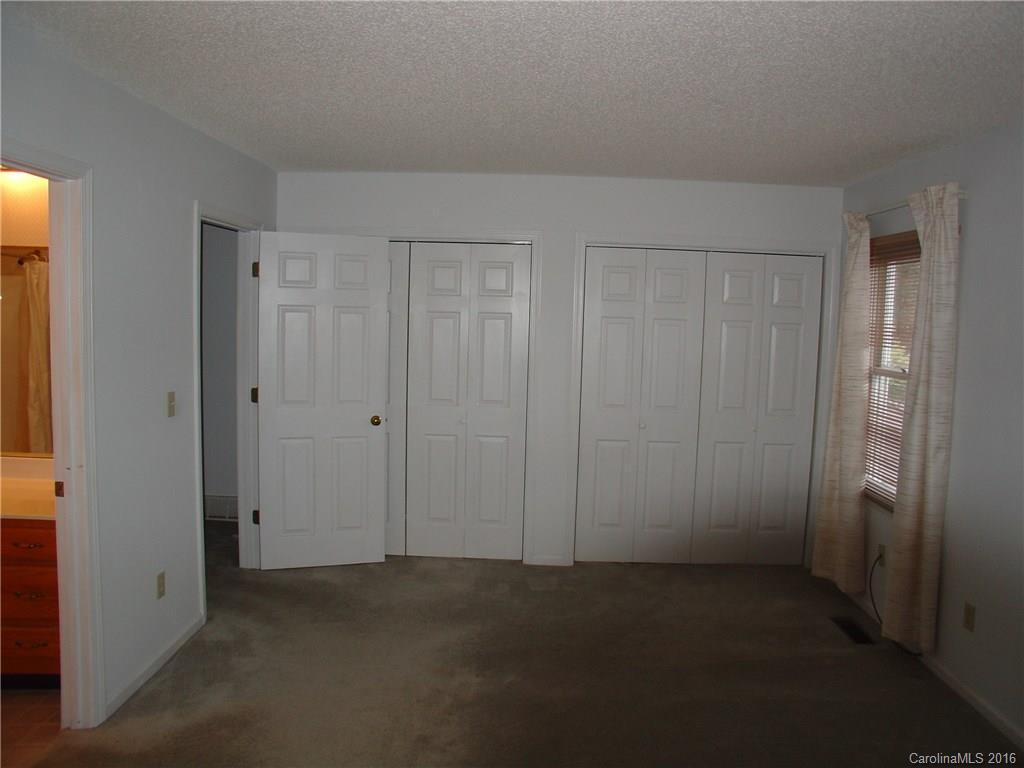 16 Sleepy Hollow Lane #16 - Photo 6