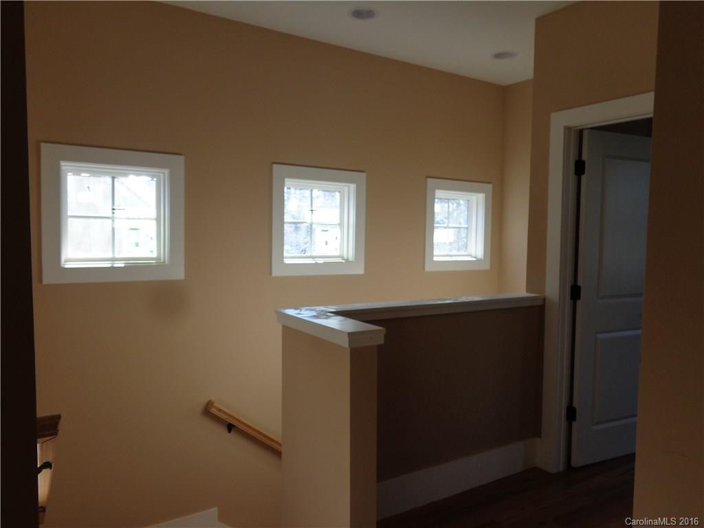 94 Martin Avenue - Photo 3