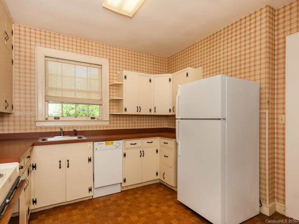 501 Justice Street - Photo 6