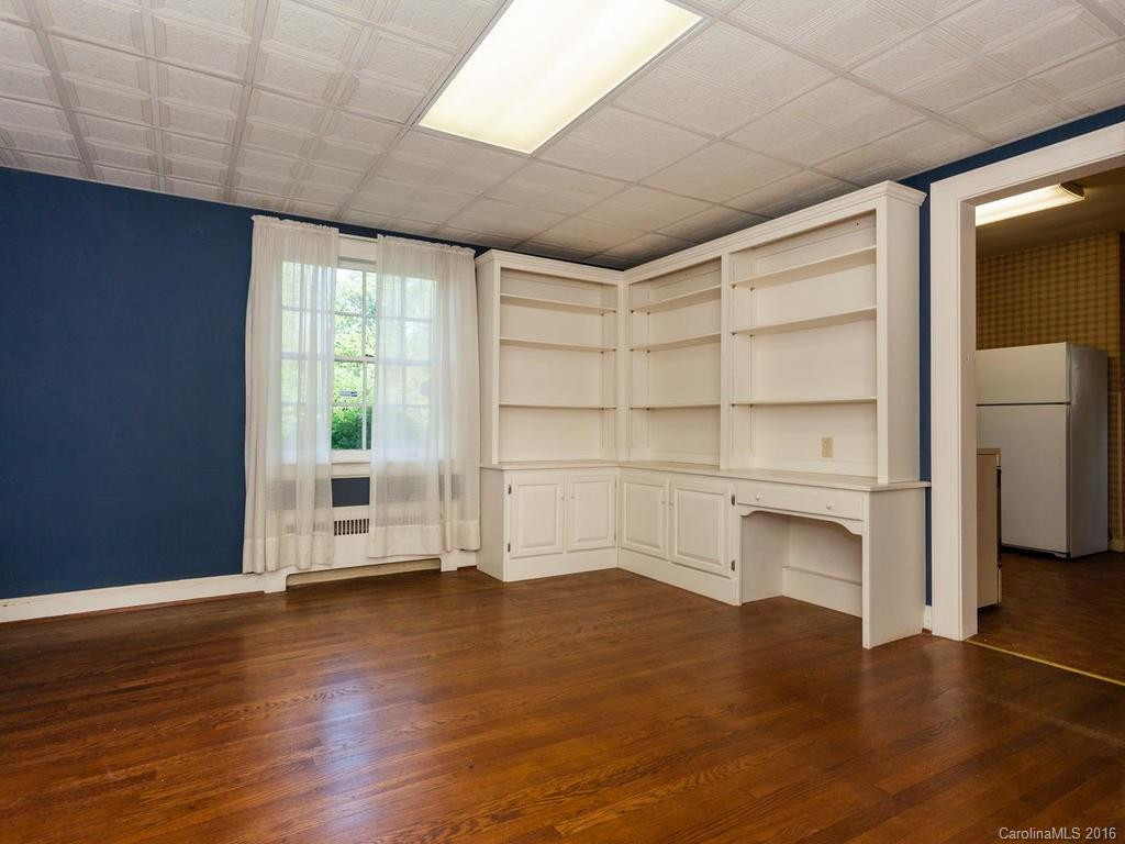 501 Justice Street - Photo 7