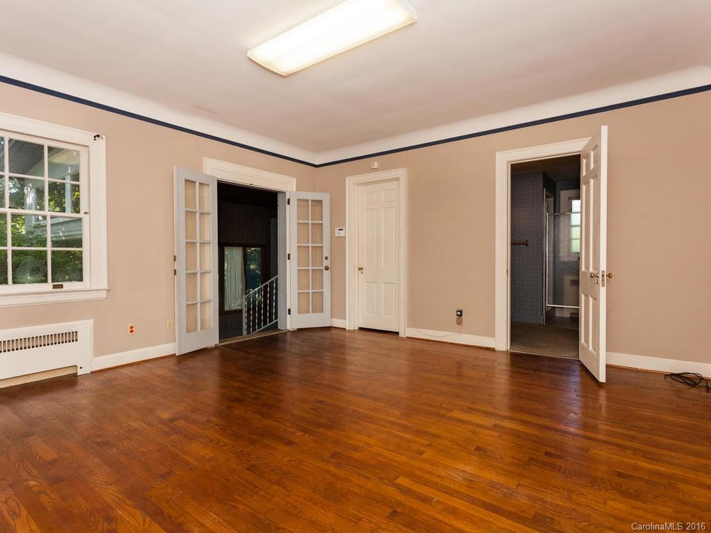 501 Justice Street - Photo 9