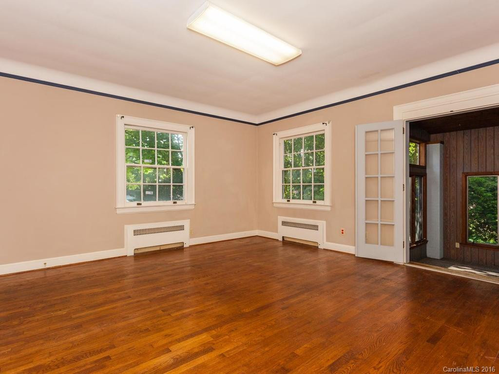 501 Justice Street - Photo 10