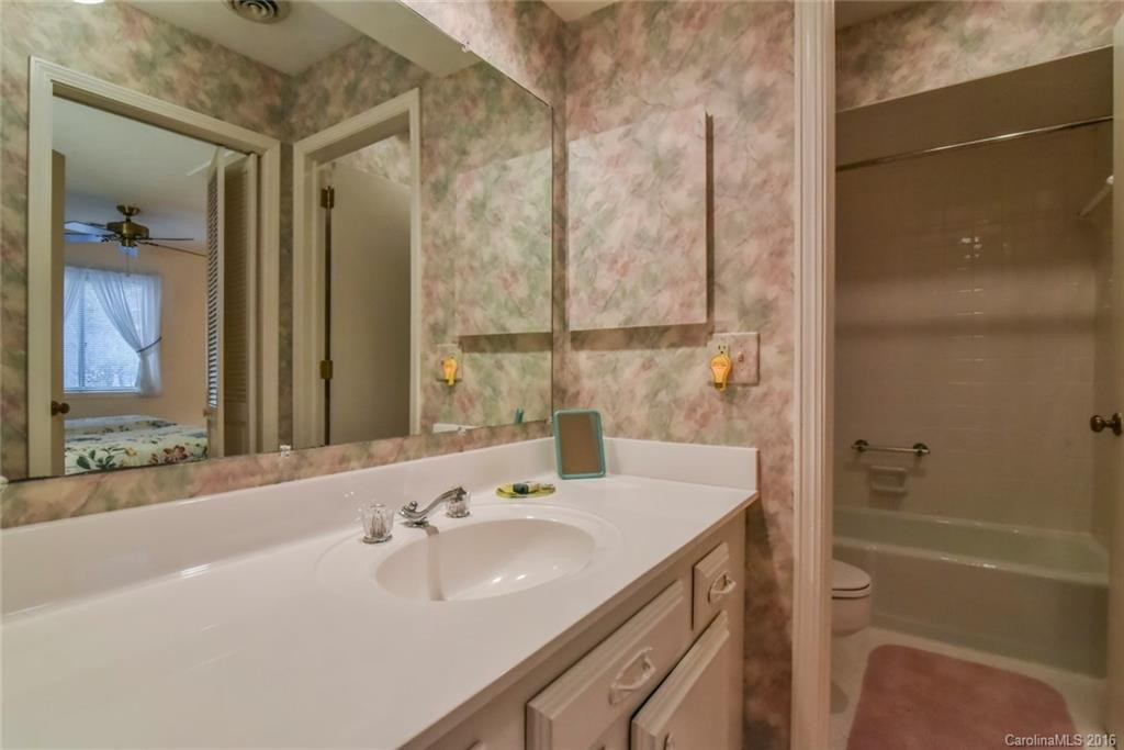 106 Laurelwood Circle #3 - Photo 17