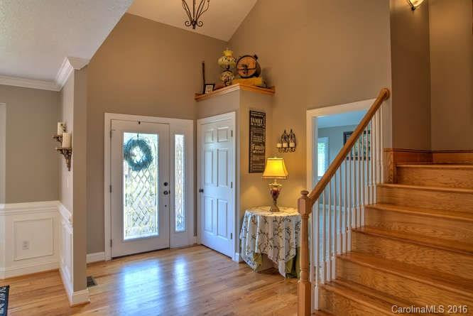 318 Scarlet Tanager Court - Photo 3