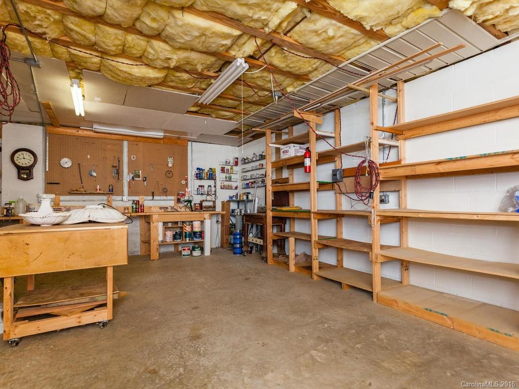 305 Wagram Place - Photo 20