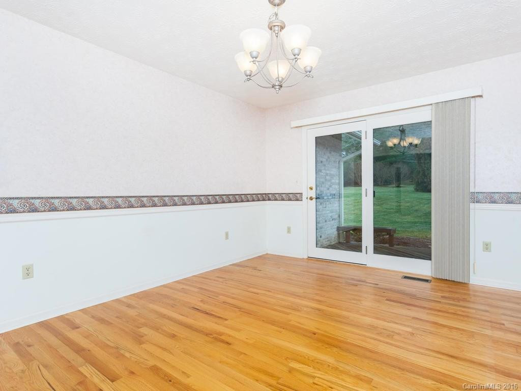 305 Wagram Place - Photo 7