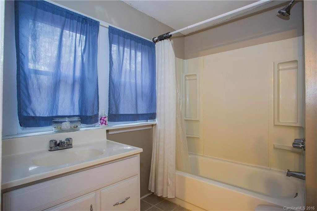 15 Pine Meadow Drive - Photo 16