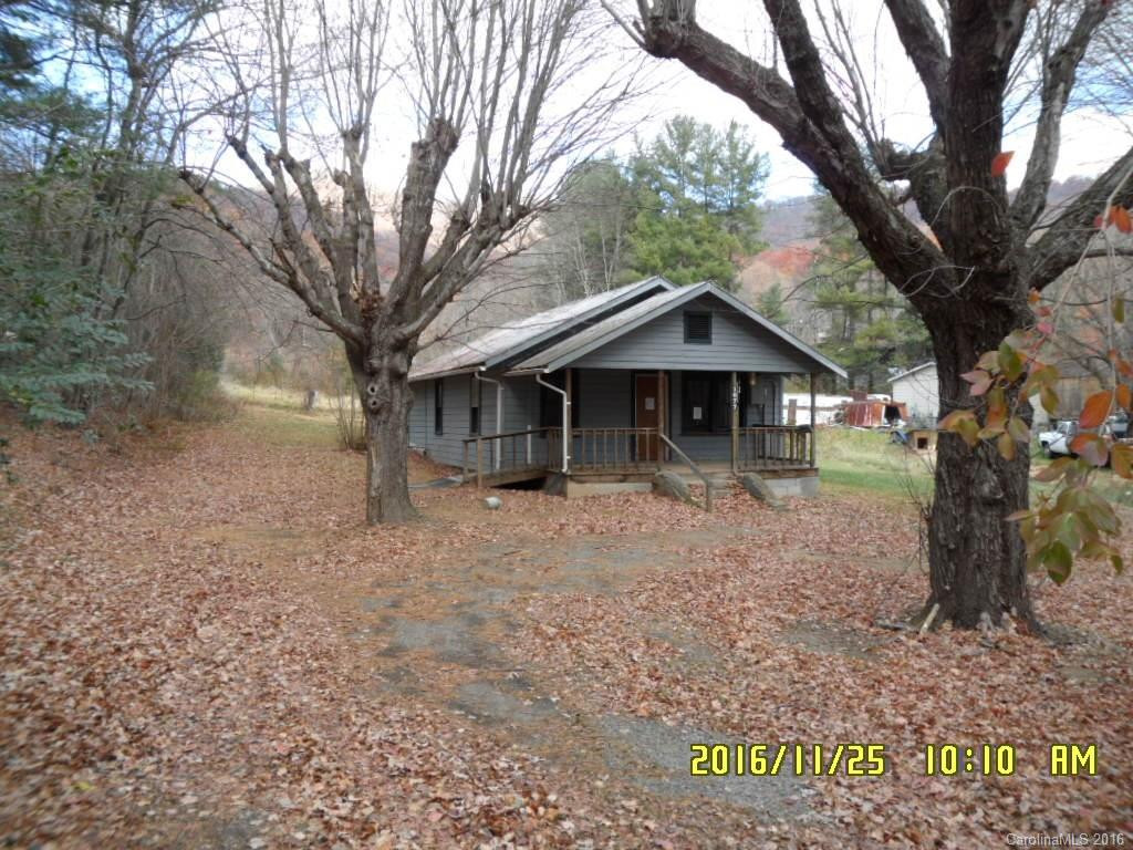 1077 Thompson Cove Road