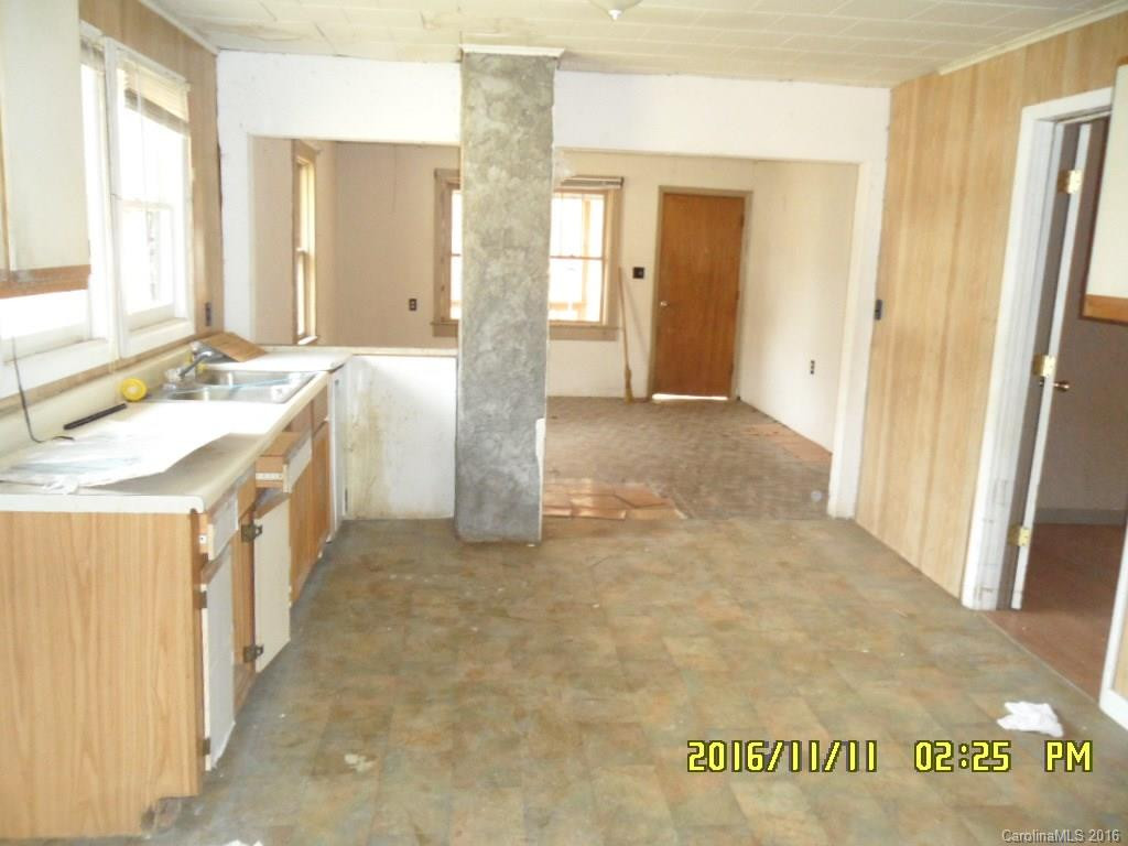 1077 Thompson Cove Road - Photo 8