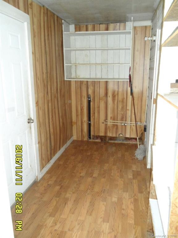 1077 Thompson Cove Road - Photo 10