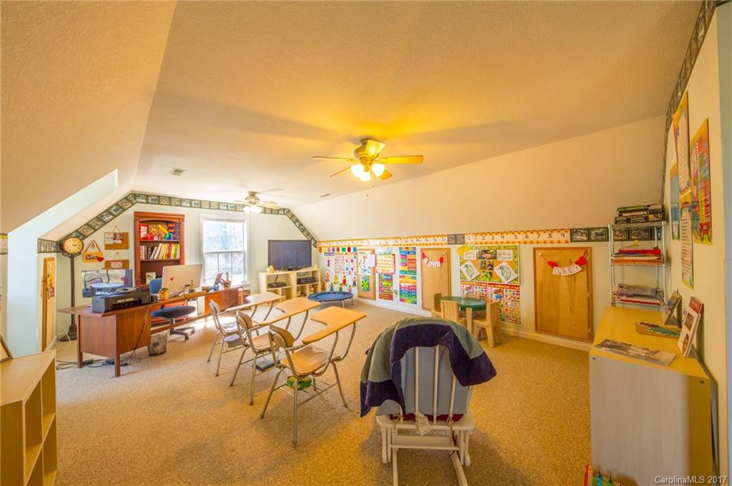 917 Gash Road - Photo 19
