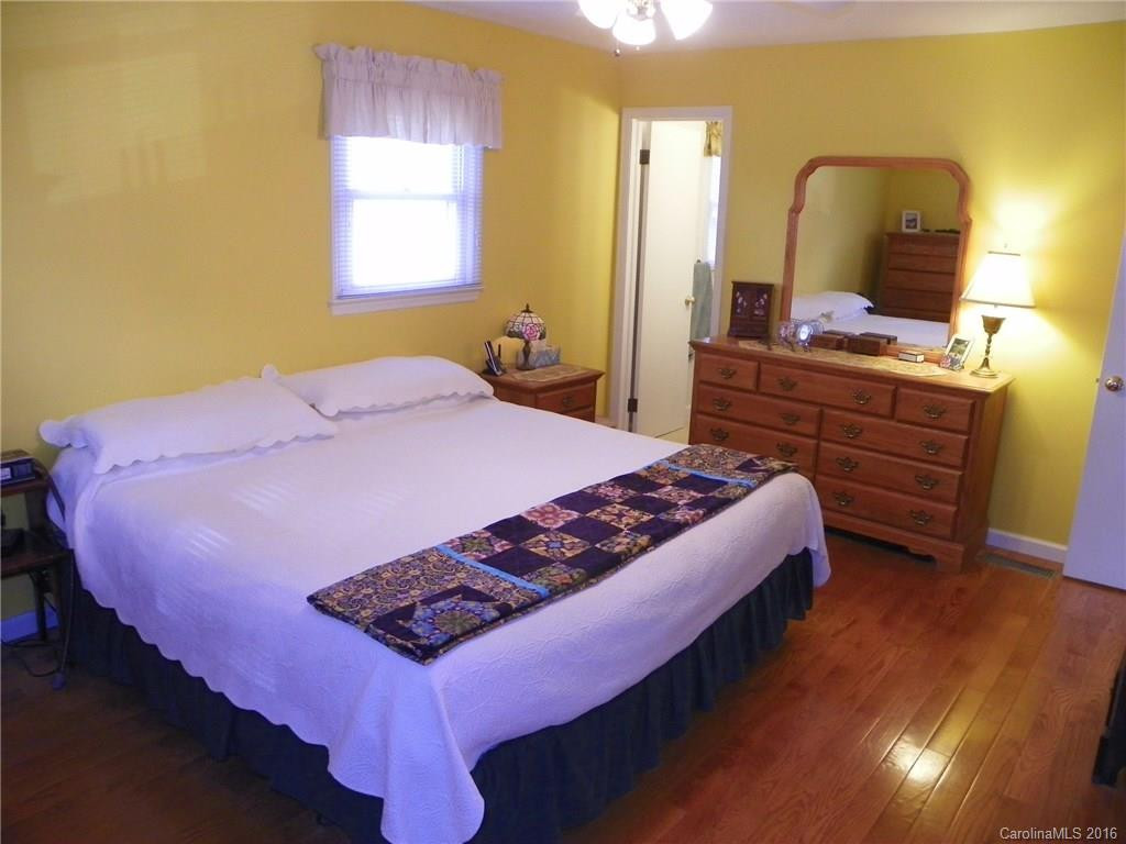 1717 Glenheath Drive - Photo 14