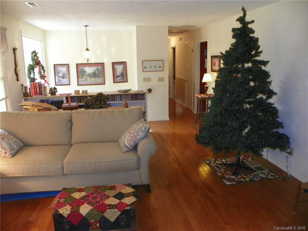 1717 Glenheath Drive - Photo 8