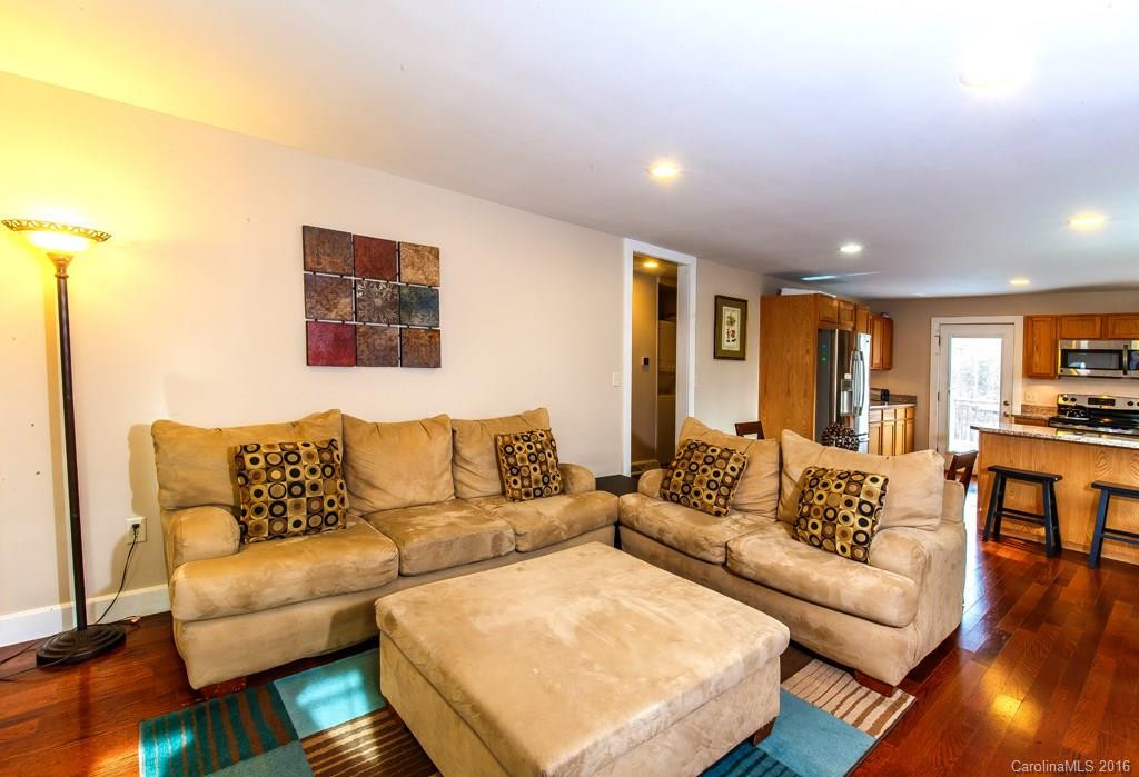 601 Maple Street #1 - Photo 3