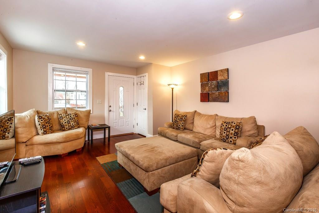 601 Maple Street #1 - Photo 4