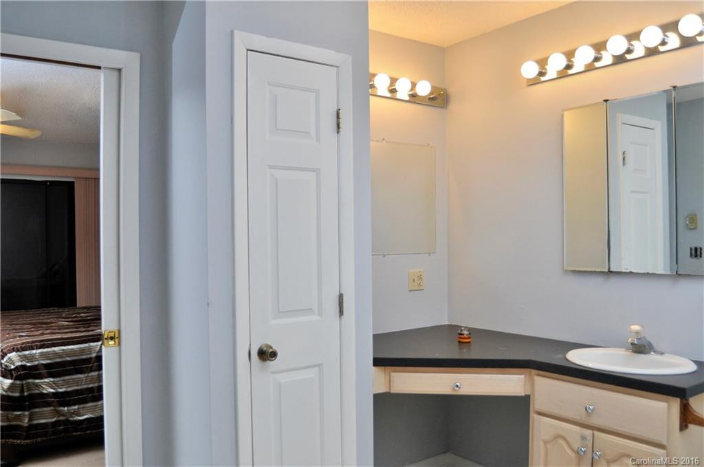 734 Nix Road - Photo 15