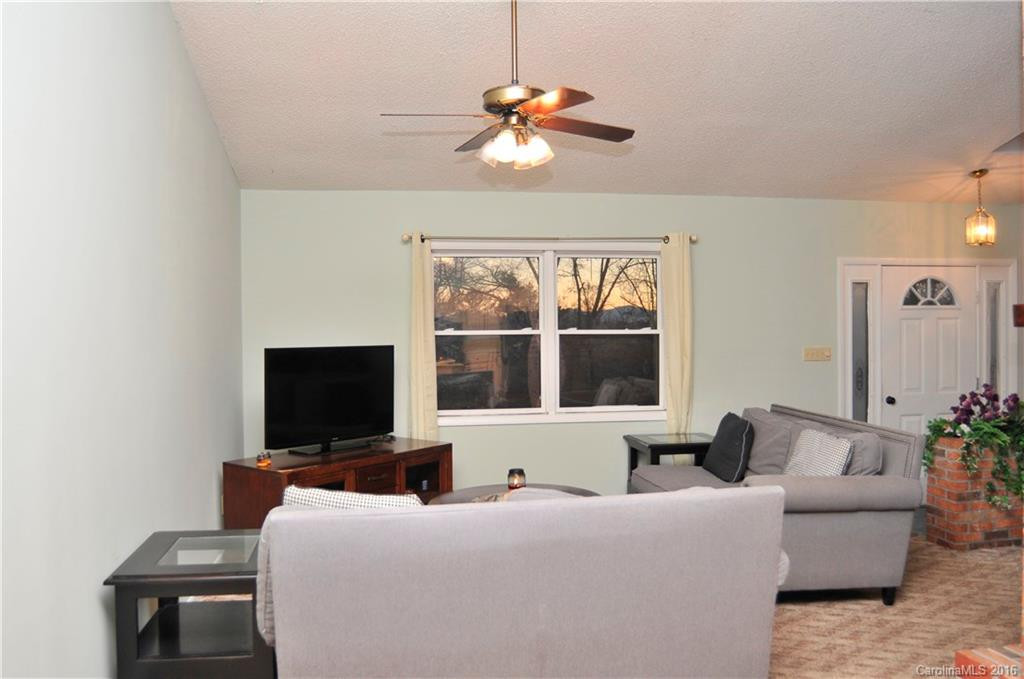734 Nix Road - Photo 9