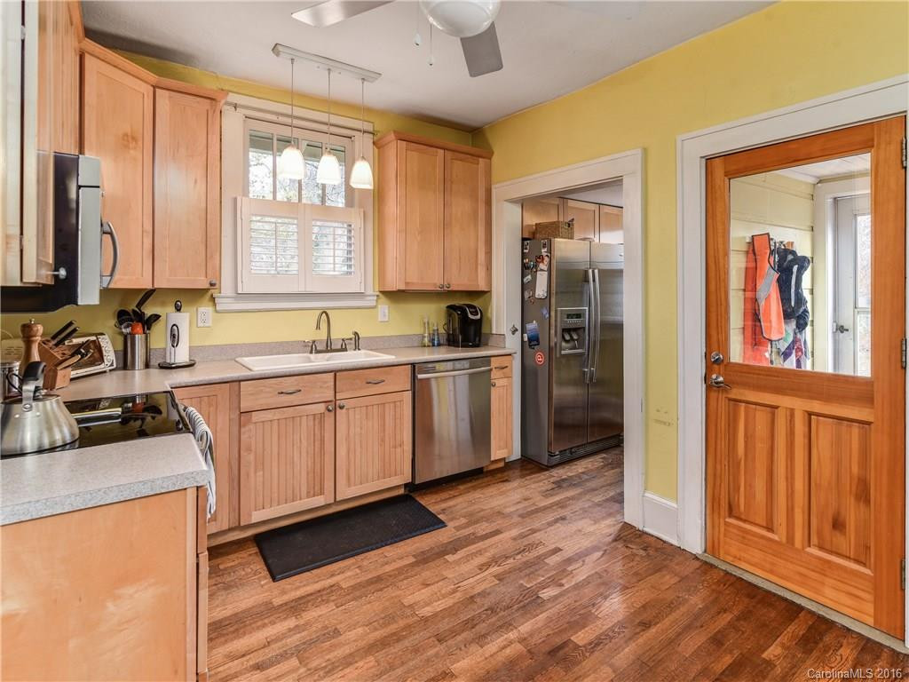 76 Vermont Avenue - Photo 11