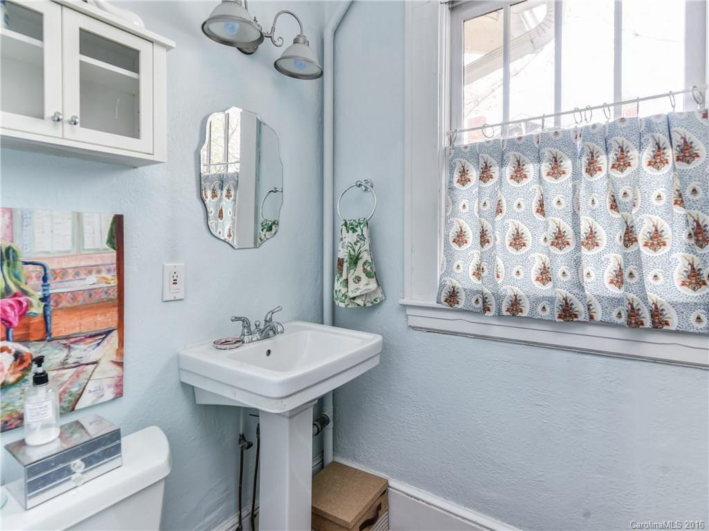 76 Vermont Avenue - Photo 18