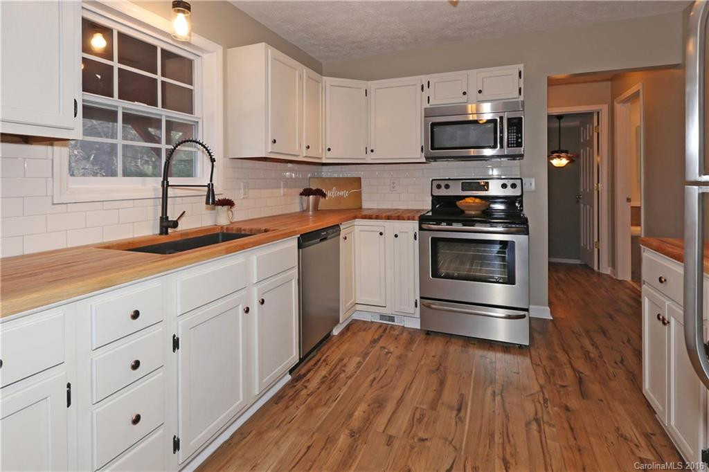 1264 Beaverdam Street - Photo 3