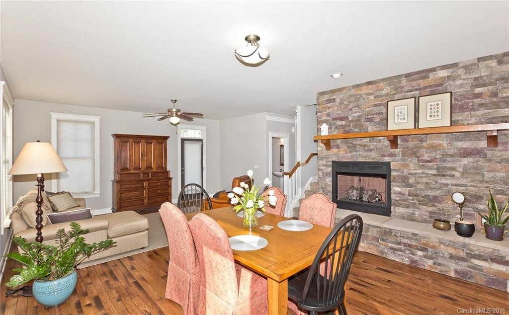 8 Light Cahill Court - Photo 2