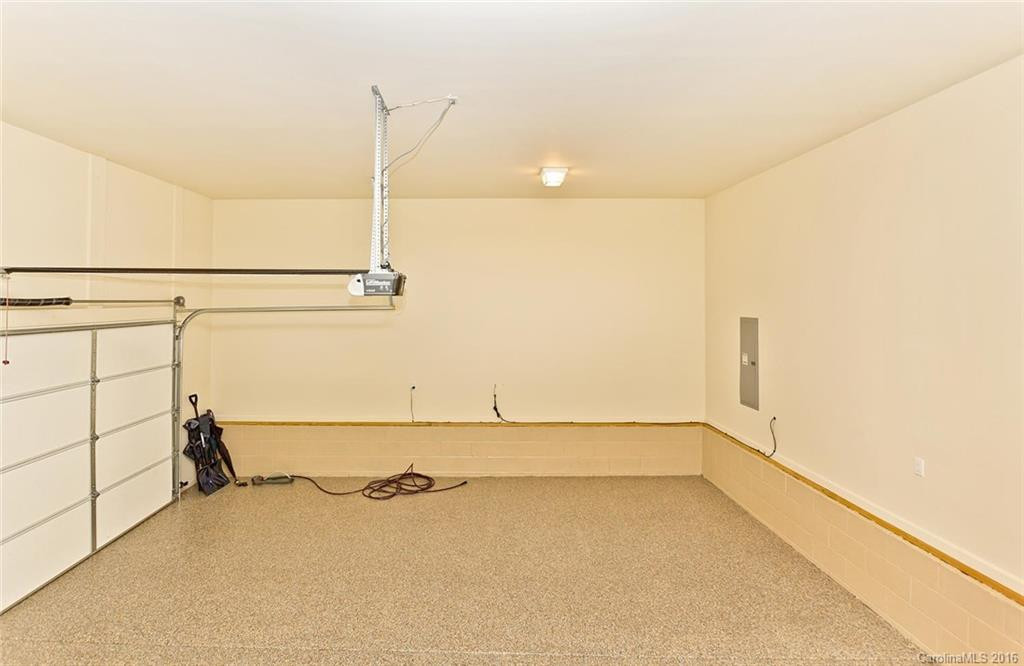 8 Light Cahill Court - Photo 20