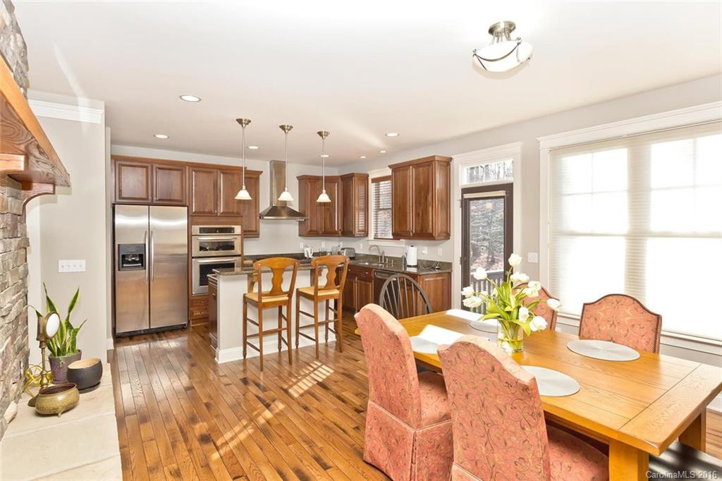 8 Light Cahill Court - Photo 4