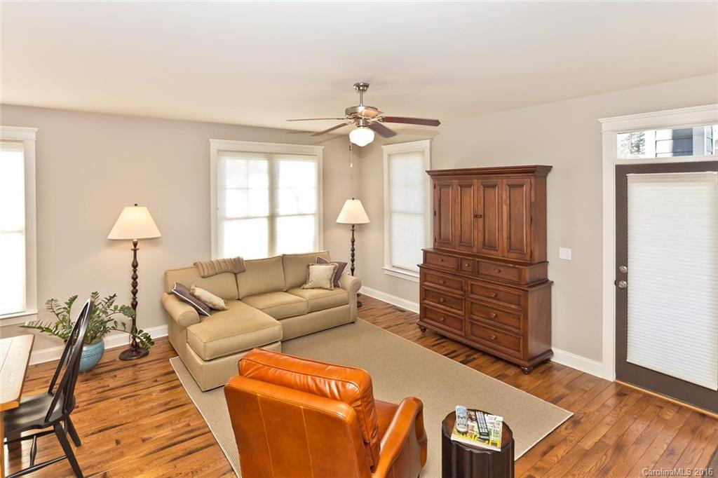 8 Light Cahill Court - Photo 6