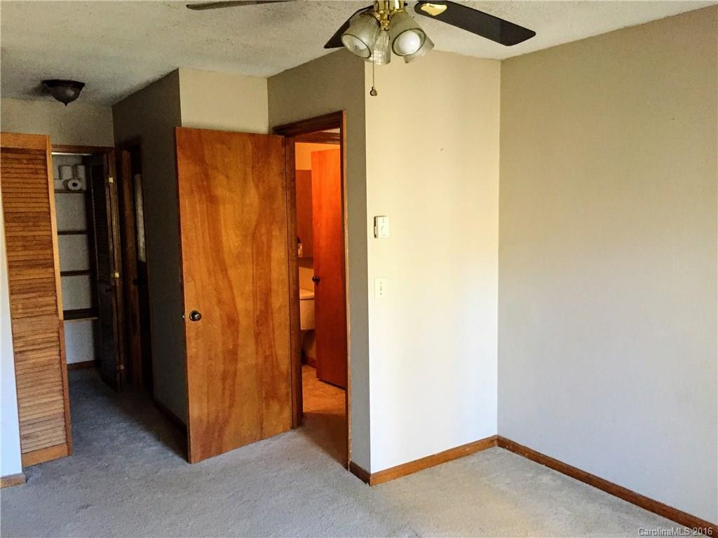 100 Shirley Drive - Photo 11