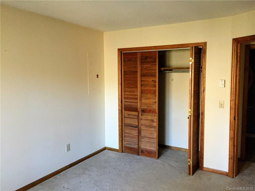 100 Shirley Drive - Photo 13