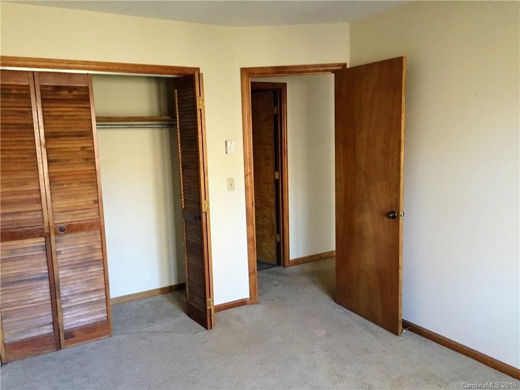 100 Shirley Drive - Photo 14