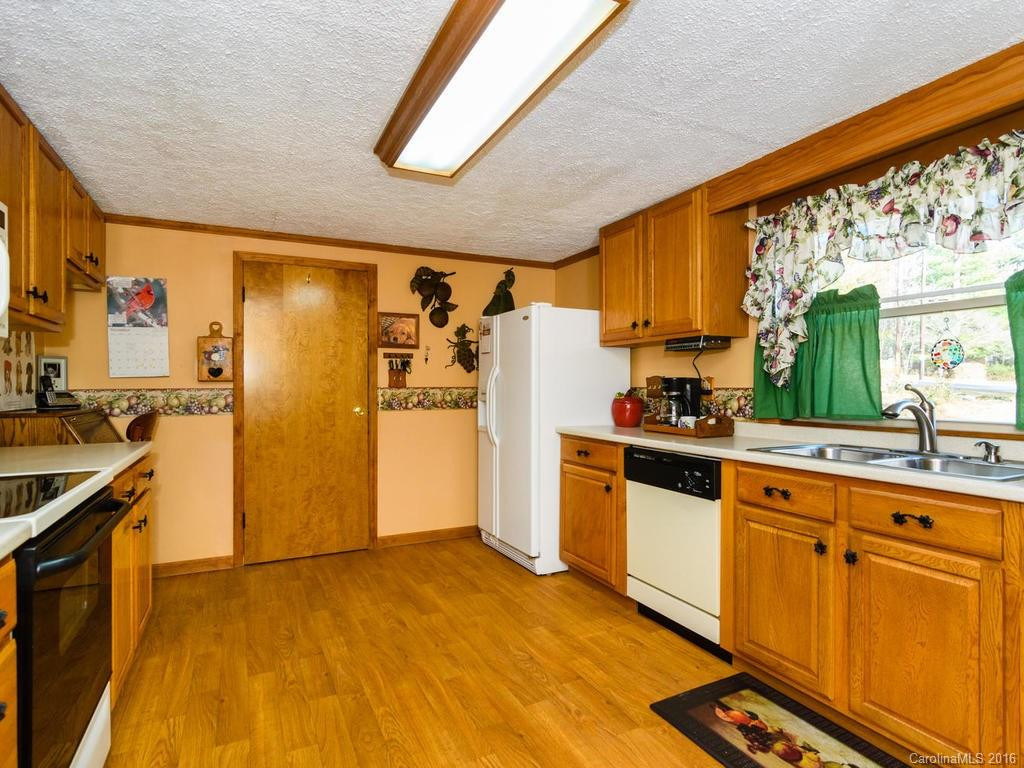 190 Locust Court - Photo 9